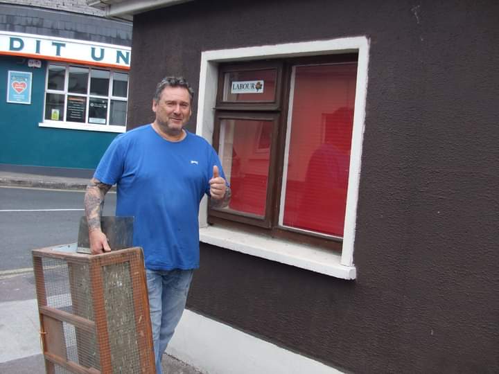 The late Kevin Papazion happily giving the thumbs upjpg