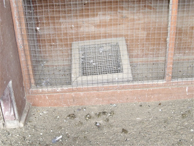 Part of the ventalation system in the OB lofts of Bob Smith. 13 07 21