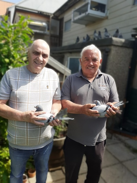 Les Nicholls with friend Alan
