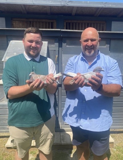 Picture2 Jordan and Mark Lewis 1st club Laindon 315 birds