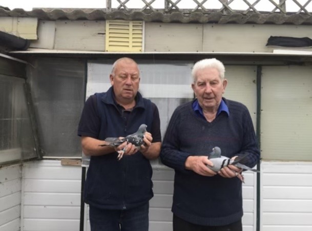 Picture4 1st club Maldon 1st Essex Central fed Retford 875b The Bocking Bullets Derek Parsons and Son