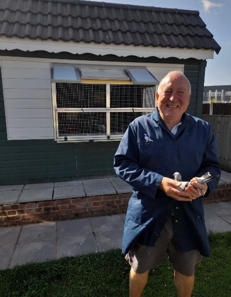 Another Red card for the top prizewinner Mick Smith