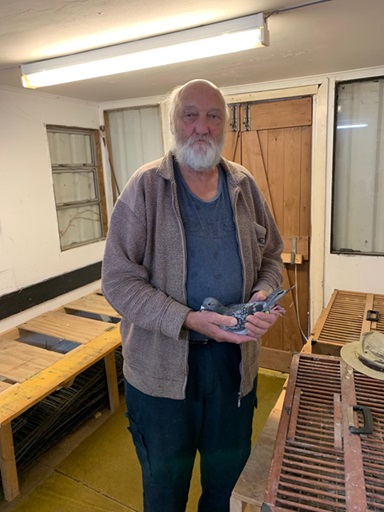 Fred Turner of Holbrook with his 4th breeder buyer bird 08 10 24a