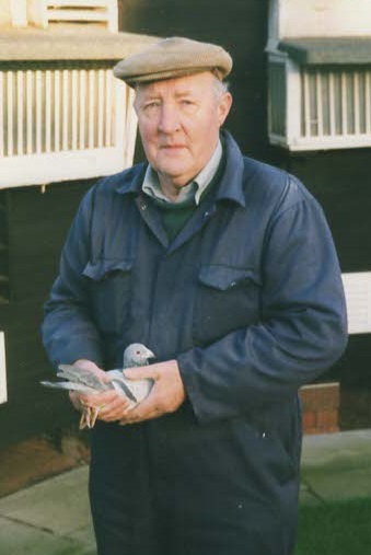 late alan groom 13 08 25b