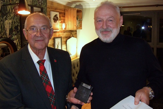 Pete Schofield r 12 11 25d